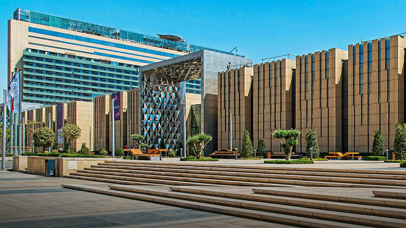 ۱. مجموعه ایران مال (بازار بزرگ ایران)، غرب تهران